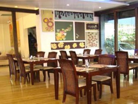Hotel The Elite Suites Pune Extérieur photo
